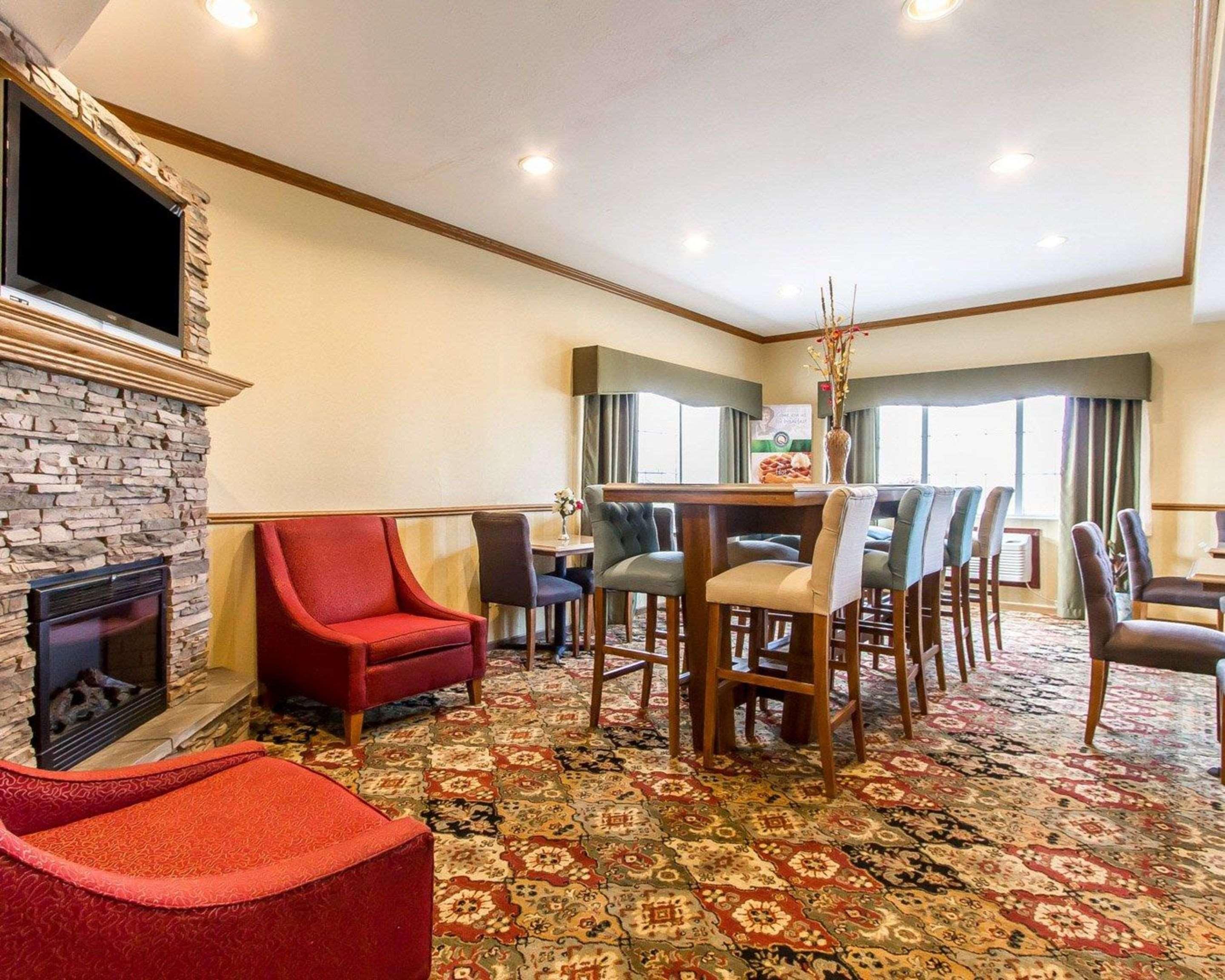 Quality Inn Pontiac Il Экстерьер фото